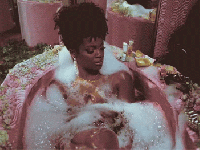 Is Ari Lennox “too black and normal” for this generation of R&b artist&nbsp;?